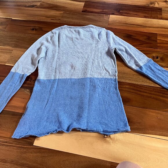 Two-tone color-block Woolovers wool-and-cashmere sweater - Picture 2 of 4